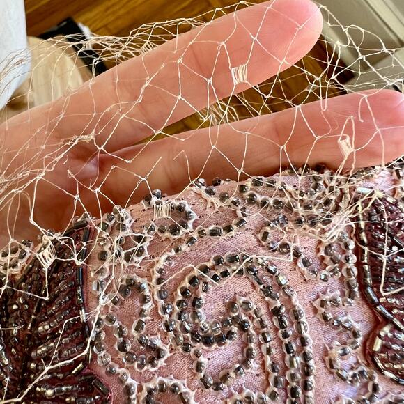 Vintage 40s Gertrude Sheedy Pink Curvette Fascinator Silk Beaded Hat w/ Veil - Picture 16 of 16